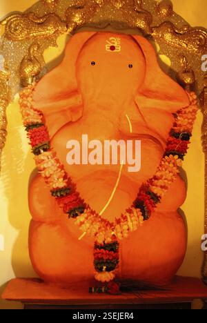 Nachbildung des Idols von Shree Mahaganapati von Ranjangaon, einem von Ashtavinayaka Lord ganesh Elefant, der Gott für das Ganpati Festival in Pune, Maharashtra, in Stockfoto
