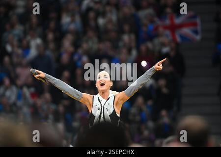 Vancouver, Kanada. Februar 2025. 20250208; Vancouver, British Columbia, Kanada; Katy Perry tritt während der Eröffnungszeremonien der Invictus Games Vancouver - Whistler im BC Place Stadium auf. (Foto: Anne-Marie Sorvin/SIPA USA) Credit: SIPA USA/Alamy Live News Stockfoto