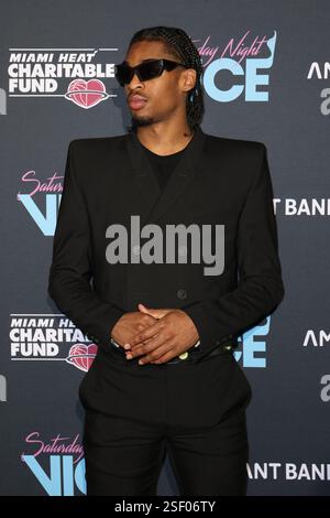 Miami, USA. Februar 2025. MIAMI, FLORIDA - 08. FEBRUAR: Josh Christopher #8 von Miami Heat nimmt am 8. Februar 2025 an der 15. Jährlichen Miami Heat Charitable Gala im Kaseya Center Teil. Quelle: SIPA USA/Alamy Live News Stockfoto
