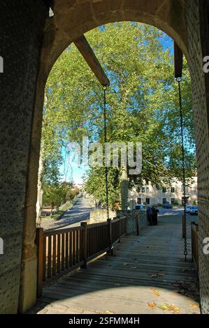 Die Zugbrücke, Rochechouard. Stockfoto