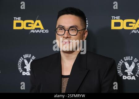 Beverly Hills, USA. Februar 2025. Bowen Yang nimmt am 08. Februar 2025 an den 77. Jährlichen Directors Guild of America Awards im Beverly Hilton in Beverly Hills, Kalifornien Teil Foto: Crash/imageSPACE Credit: Imagespace/Alamy Live News Stockfoto