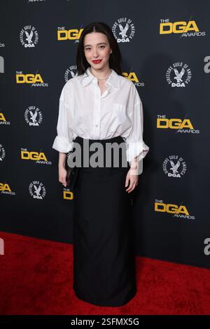 Beverly Hills, USA. Februar 2025. Mikey Madison nimmt am 08. Februar 2025 an den 77. Jährlichen Directors Guild of America Awards im Beverly Hilton in Beverly Hills, Kalifornien Teil Foto: Crash/imageSPACE Credit: Imagespace/Alamy Live News Stockfoto