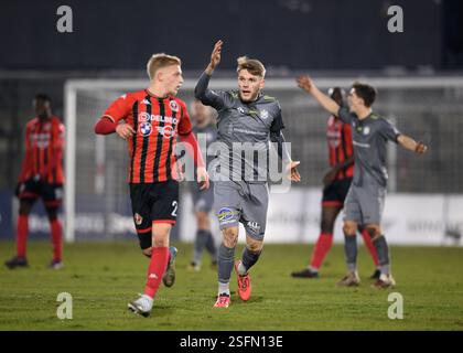 Seraing, Belgien. Februar 2025. Beverens Mathis Servais reagiert auf ein Fußballspiel zwischen RFC Seraing und SK Beveren am Sonntag, den 9. Februar 2025 in Seraing, am 21. Tag der zweiten Liga der Challenger Pro League 2024-2025. BELGA FOTO JOHN THYS Credit: Belga News Agency/Alamy Live News Stockfoto