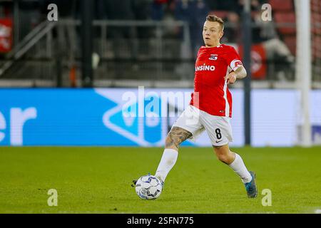 Alkmaar, Niederlande. Februar 2025. ALKMAAR - 02.09.2025, AFAS-Stadion. Niederländischer Eredivisie Football 2024/2025, während des Spiels AZ - PEC Zwolle. Spieler AZ Jordy Clasie Credit: Pro Shots/Alamy Live News Stockfoto