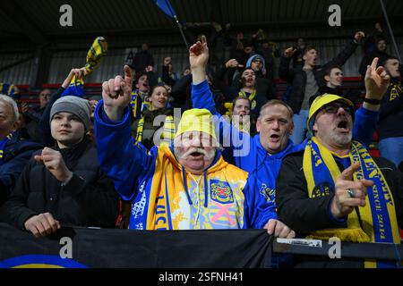 Seraing, Belgien. Februar 2025. Beverens Fans wurden während eines Fußballspiels zwischen RFC Seraing und SK Beveren am Sonntag, den 9. Februar 2025 in Seraing, am 21. Tag der zweiten Liga der Challenger Pro League 2024-2025, in der belgischen Meisterschaft, vorgestellt. BELGA FOTO JOHN THYS Credit: Belga News Agency/Alamy Live News Stockfoto