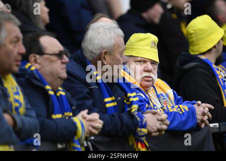 Seraing, Belgien. Februar 2025. Beverens Unterstützer wurde während eines Fußballspiels zwischen RFC Seraing und SK Beveren am Sonntag, den 9. Februar 2025 in Seraing, am 21. Tag der zweiten Liga der Challenger Pro League 2024-2025 in der belgischen Meisterschaft, vorgestellt. BELGA FOTO JOHN THYS Credit: Belga News Agency/Alamy Live News Stockfoto