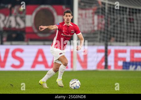 Alkmaar, Niederlande. Februar 2025. ALKMAAR, NIEDERLANDE - 9. FEBRUAR: Alexandre penetrierte AZ-Punkte während eines niederländischen Eredivisie-Spiels zwischen AZ und PEC Zwolle im AFAS-Stadion am 9. Februar 2025 in Alkmaar, Niederlande. (Foto von Ed van de Pol/Orange Pictures) Credit: Orange Pics BV/Alamy Live News Stockfoto