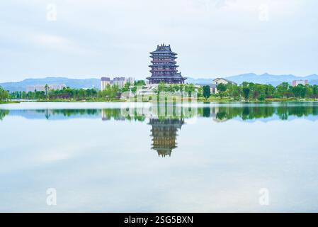 Dong'an Pavillon, Dong'an See, Chengdu, Sichuan, China Stockfoto