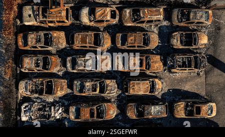 Altadena, Usa. Februar 2025. Schäden durch den Eaton-Brand im westlichen Bereich der Gemeinde Altadena. 9/2025 Altadena, CA., USA (Foto: Ted Soqui/SIPA USA) Credit: SIPA USA/Alamy Live News Stockfoto