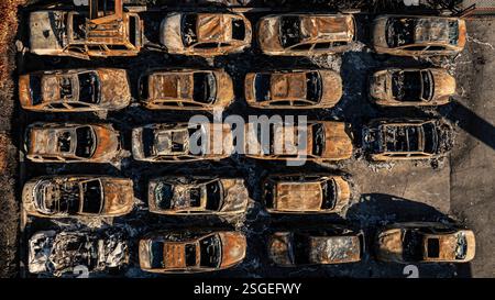 Altadena, Usa. Februar 2025. Schäden durch den Eaton-Brand im westlichen Bereich der Gemeinde Altadena. 9/2025 Altadena, CA., USA (Foto: Ted Soqui/SIPA USA) Credit: SIPA USA/Alamy Live News Stockfoto
