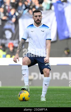 Roma, Italien. Februar 2025. Lazios Mario Gila während des Fußballspiels der Serie A Enilive zwischen der SS Lazio und Monza im Olympiastadion Roms, Italien - Sonntag, den 09. Februar 2025. Sport - Fußball. (Foto: Fabrizio Corradetti/LaPresse) Credit: LaPresse/Alamy Live News Stockfoto