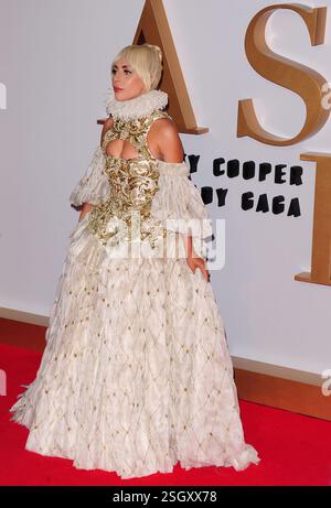 Lady Gaga besucht Einen STAR Is BORN - UK Premiere im GUE West End London Donnerstag, 27. September 2018 Stockfoto