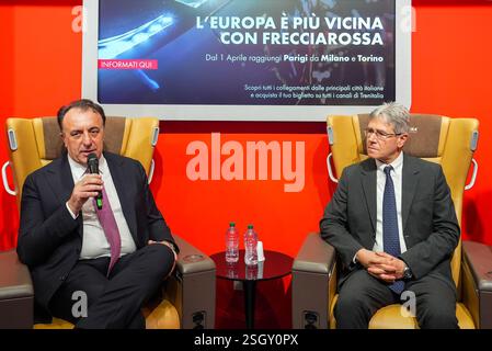 Mailand, Italien. Februar 2025. Pietro Diamantini ( Business Director Alta Velocita Trenitalia ) und Marco Caposciutti ( CEO Trenitalia France ) während der Pressekonferenz “ New Mailand Paris Eisenbahnabschnitt “ Mailand, Norditalien - Montag, 10. Februar 2025. - Eco - (Foto: Spada/LaPresse) Credit: LaPresse/Alamy Live News Stockfoto