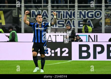 Mailand, Italien. Februar 2025. Lautaro Martinez während des Spiels Inter vs Fiorentina Italian Soccer Serie A in Milano Stadio Giuseppe Meazza, 10. Februar 2025 Credit: Independent Photo Agency/Alamy Live News Stockfoto