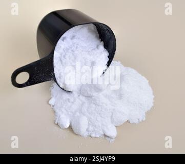Natriumtriphosphat STP, auch Natriumtripolyphosphat STPP oder Tripolyphosphat TPP Stockfoto