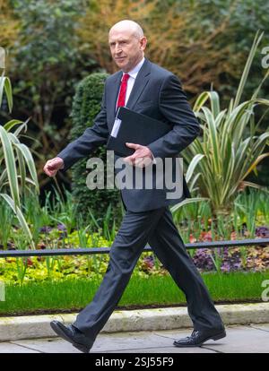 London, Großbritannien. Februar 2025. John Healey, Verteidigungsminister, in der Downing Street für die wöchentliche Kabinettssitzung. Quelle: Mark Thomas/Alamy Live News Stockfoto