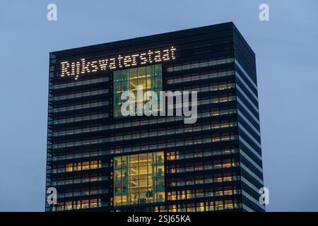 Hauptsitz der Generaldirektion öffentliche Arbeiten und Wasserwirtschaft in den Niederlanden. Stockfoto