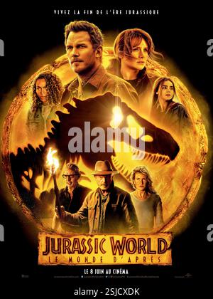 Jurassic World Dominion Jahr : 2022 USA Regie : Colin Trevorrow DeWanda Wise, Chris Pratt, Bryce Dallas Howard, Isabella Premon, Jeff Goldblum, Sam Neill, Laura Dern französisches Poster Stockfoto
