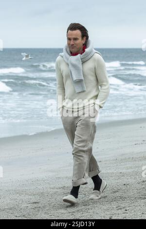 Halston 2021TV Serie USA Regie : Daniel Minahan Staffel 1, Folge 3: The Sweet Geruch of Success Ewan McGregor Stockfoto