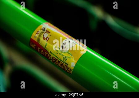 Norwich, Großbritannien. Februar 2025. Eine detaillierte Ansicht der Fanaufkleber in der Carrow Road vor dem Sky Bet Championship Match Norwich City gegen Preston North End in der Carrow Road, Norwich, Vereinigtes Königreich, 11. Februar 2025 (Foto: Izzy Poles/News Images) in Norwich, Vereinigtes Königreich am 11. Februar 2025. (Foto: Izzy Poles/News Images/SIPA USA) Credit: SIPA USA/Alamy Live News Stockfoto