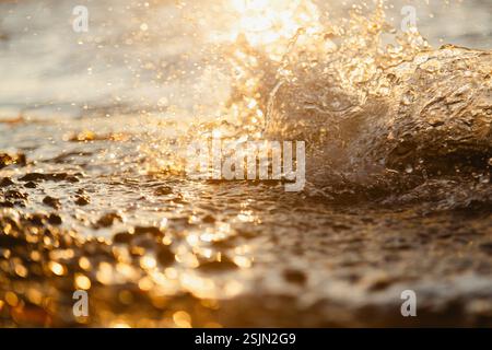 Frühlingstal, Glücksburg, Wasser und Wellen, Strand Stockfoto