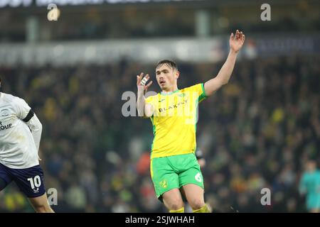 Norwich, Großbritannien. Februar 2025. Callum Doyle von Norwich City reagierte beim Sky Bet Championship Match Norwich City gegen Preston North End in der Carrow Road, Norwich, Großbritannien, 11. Februar 2025 (Foto: Izzy Poles/News Images) in Norwich, Vereinigtes Königreich am 11. Februar 2025. (Foto: Izzy Poles/News Images/SIPA USA) Credit: SIPA USA/Alamy Live News Stockfoto