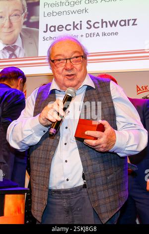 Preisträger Jacki Schwarz bei der 17. Verleihung des ASKANIA-Award im Quatsch Comedy Club Berlin. *** Preisträger Jacki Schwarz bei der 17. ASKANIA-Preisverleihung im Quatsch Comedy Club Berlin Stockfoto