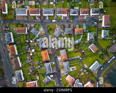 Luftaufnahme ehemaliger stadthäuser. Anwesen in Greenock, Inverclyde, Schottland, Großbritannien Stockfoto