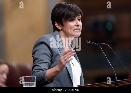 Spanische Politik 2025: Regierungskontrolle auf dem Abgeordnetenkongress Isabel Rodriguez, spanische Ministerin für Wohnungsbau und städtische Agenda, auf dem spanischen Abgeordnetenkongress am 12. Februar 2025 in Madrid. Copyright: XAlbertoxGardinx AGardin 20250212 Politics Spain Congress 0103 Stockfoto