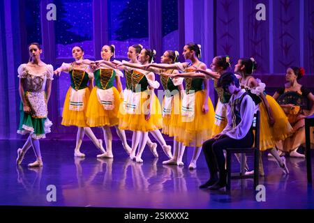 Coppélia ist ein sentimentales und komisches Ballett in drei Akten mit einer Originalchoreographie von Arthur Saint-Léon. Ballett Metropolitano de Medellín Cultur Stockfoto