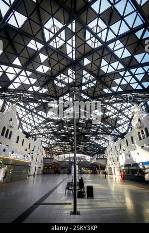 Lodz Fabryczna Hauptbahnhof modernes Innenleben in Polen Stockfoto