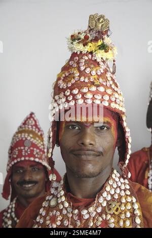Gondhali aus Sholapur District, Maharashtra, Indien MR#687W, 687V Stockfoto