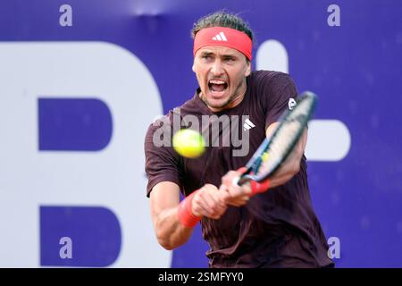 Buenos Aires (12. Februar 2025). Alexander Zverev (Deutschland) gewinnt in der zweiten Runde der Argentina Open ATP 250 im Buenos Aires Lawn Tennis Club. Quelle: Mariano Garcia/Alamy Live News Stockfoto