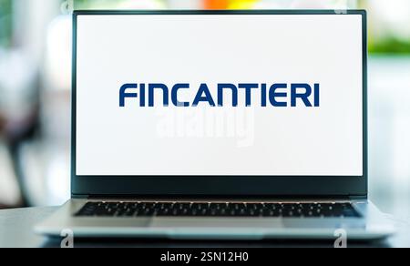 POZNAN, POL - 19. Dezember 2024: Laptop mit Logo von Fincantieri Stockfoto