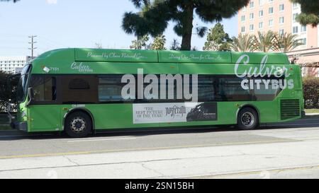 Culver City, Kalifornien, USA 11. Februar 2025 Nosferatu Bus am 11. Februar 2025 in Culver City, Los Angeles, Kalifornien, USA. Foto: Barry King/Alamy Stock Photo Stockfoto