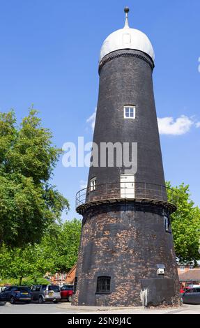 Moneys Mill eine ehemalige Tower Windmühle für Mehl in Moneys Yard in der Marktstadt Sleaford Lincolnshire East Midlands England Großbritannien GB Europa Stockfoto