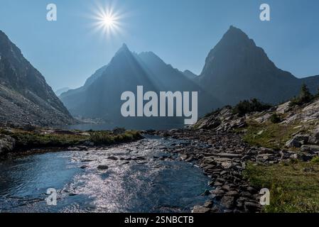 Outlet of Peak Lake, Bridger Wilderness, Wind River Range, Wyoming. Stockfoto