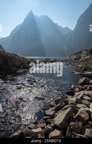 Outlet of Peak Lake, Bridger Wilderness, Wind River Range, Wyoming. Stockfoto