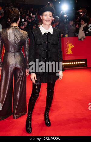 Berlin, Deutschland. Februar 2025. Vicky Krieps besuchte am 13. Februar 2025 den Eröffnungsteppich der 75. Internationalen Filmfestspiele Berlin (Berlinale) in Berlin. Foto: Aurore Marechal/ABACAPRESS. COM Credit: Abaca Press/Alamy Live News Stockfoto