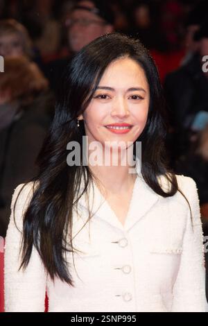 Berlin, Deutschland. Februar 2025. Yao Chen nahm am 13. Februar 2025 am Eröffnungsteppich der 75. Internationalen Filmfestspiele Berlin (Berlinale) Teil. Foto: Aurore Marechal/ABACAPRESS. COM Credit: Abaca Press/Alamy Live News Stockfoto