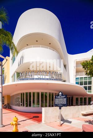 Miami Beach, FL, USA - 7. Februar 2025: Stockfoto Miami City Ballet Art Deco District Building Stockfoto