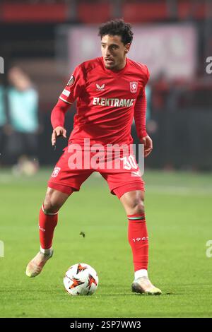 Enschede, Niederlande. Februar 2025. ENSCHEDE, NIEDERLANDE - 13. FEBRUAR: Sayfallah Ltaief vom FC Twente während des Play-off-Spiels der UEFA Europa League 2024/25 League Knockout zwischen dem FC Twente und dem FK Bodo Glimt in Grolsch Veste am 13. Februar 2025 in Enschede, Niederlande. (Foto von Peter Lous/Orange Pictures) Credit: Orange Pics BV/Alamy Live News Stockfoto