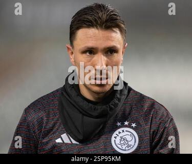 Brüssel, Belgien Februar 2025. Steven Berghuis von Ajax während der UEFA Europa League 2024/25 Knockout Phase Play-offs 1 Leg Spiel zwischen Royale Union Saint-Gilloise und AFC Ajax im King Baudouin Stadium in Brüssel, Belgien am 13. Februar 2025 (Foto: Andrew SURMA/ Credit: SIPA USA/Alamy Live News Stockfoto