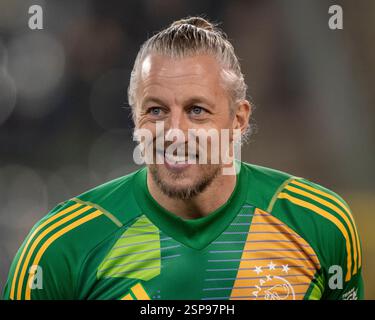 Brüssel, Belgien Februar 2025. Remko Pasveer von Ajax während der UEFA Europa League 2024/25 Knockout Phase Play-offs 1 Legspiel zwischen Royale Union Saint-Gilloise und AFC Ajax im King Baudouin Stadium in Brüssel, Belgien am 13. Februar 2025 (Foto: Andrew SURMA/ Credit: SIPA USA/Alamy Live News Stockfoto