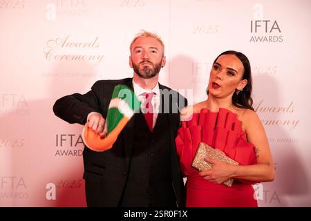 Dublin, Irland – 14. Februar 2025 – Kniescheibe auf dem roten Teppich vor den 22. Irischen Film & Television Academy IFTA Awards im Dublin Royal Convention Centre. Quelle: Liam Murphy/Alamy Live News Stockfoto