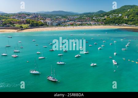 Aus der Vogelperspektive des Ondarreta Beach in San Sebastian, Baskenland, Spanien Stockfoto