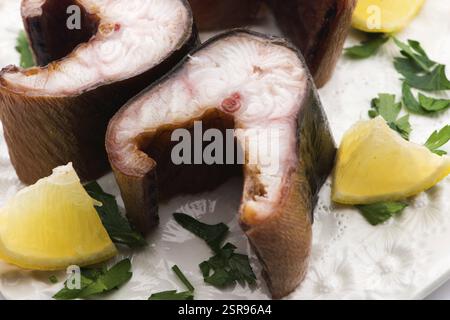 Freh geräucherter Aal als Vorspeise Stockfoto