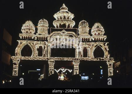Fassade des Dagadusheth Halwai Ganapati Tempel, Pune, Maharashtra, Indien, Asien Stockfoto