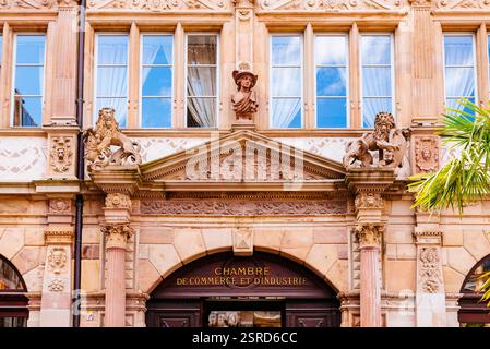 Detailportal der Industrie- und Handelskammer Straßburg, das älteste Renaissancebau in Straßburg. Gutenberg-Platz, Straßburg, Bas-Rhi Stockfoto