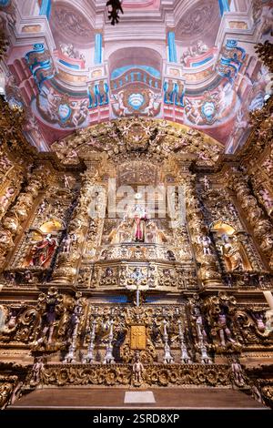 Lagos, Portugal - 25. August 2024: Wunderschönes Inneres der Kirche St. Antonius, Igreja de Santo Antonio in Lagos, Algarve in Portugal Stockfoto